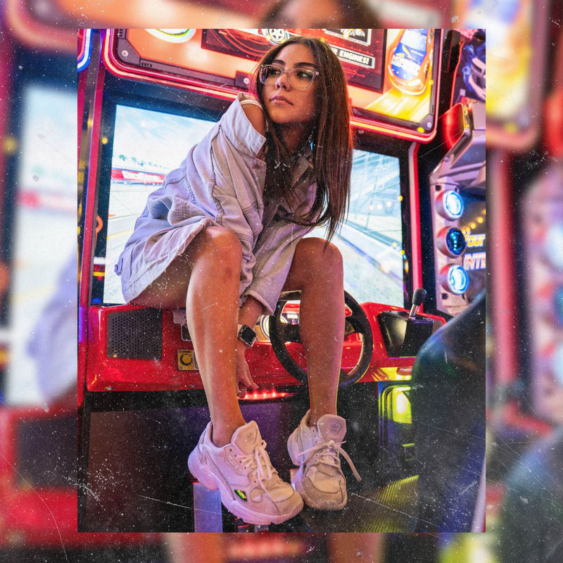 Veronica Bravo - Humpday (Original Mix)