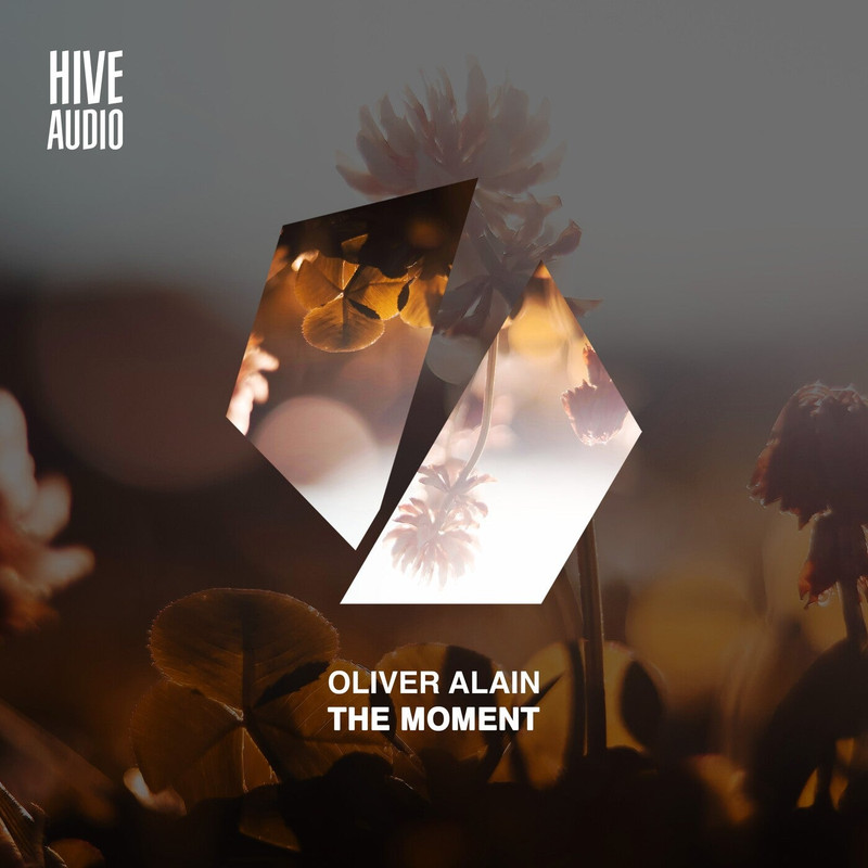 Oliver Alain - The Moment (Extended Mix)