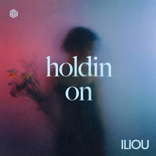 Iliou - Holdin on (Extended Mix)