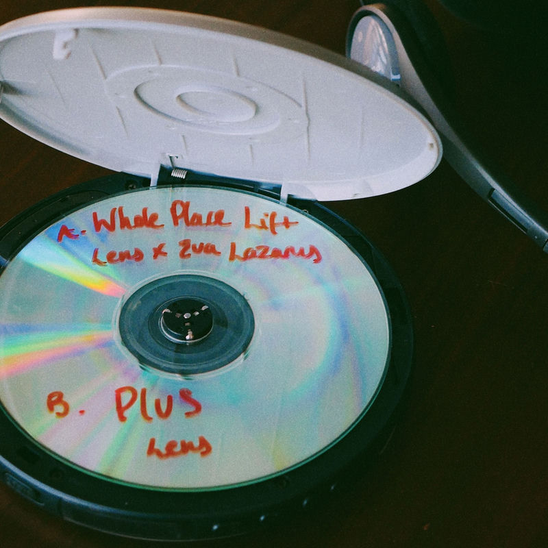 Lens & Eva Lazarus - Whole Place Lift (Original Mix)